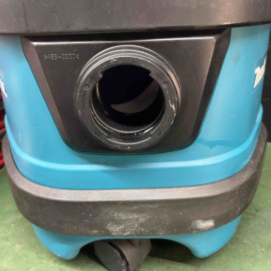 ☆マキタ(makita) 集じん機 471(P)　乾湿両用【戸田店】