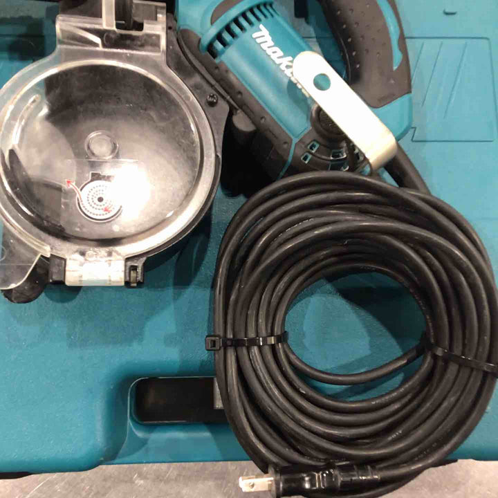 ☆マキタ(makita) オートパックスクリュードライバー 6841R【川口店】