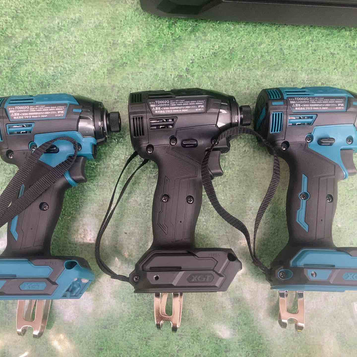 【未使用品】マキタ(makita) 40V Maxコードレスインパクトドライバー TD002GZ 3台セット品　青×2　黒×1