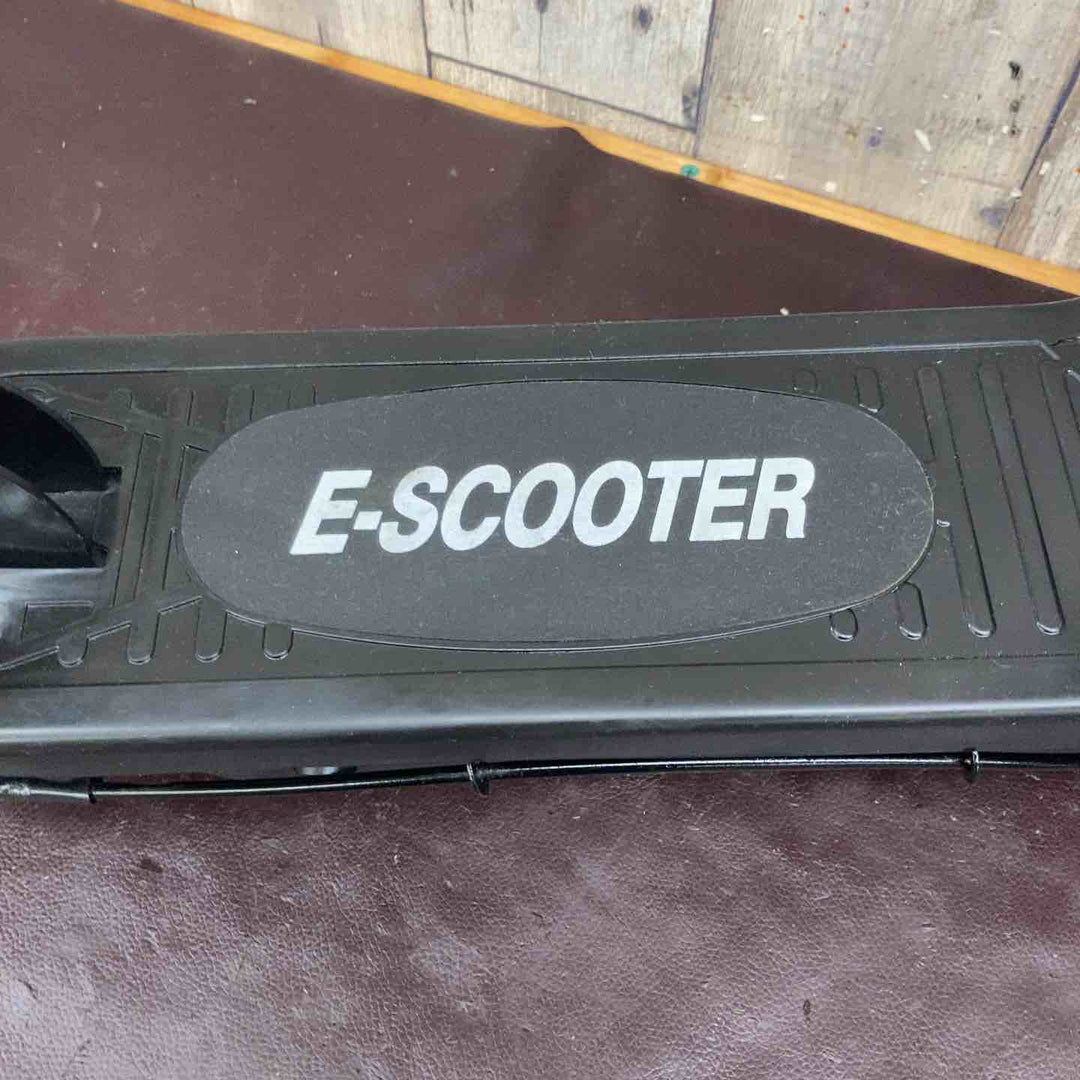 【中古品】メーカー・型式不明 電動キックボード E-SCOOTER 【東大和店】