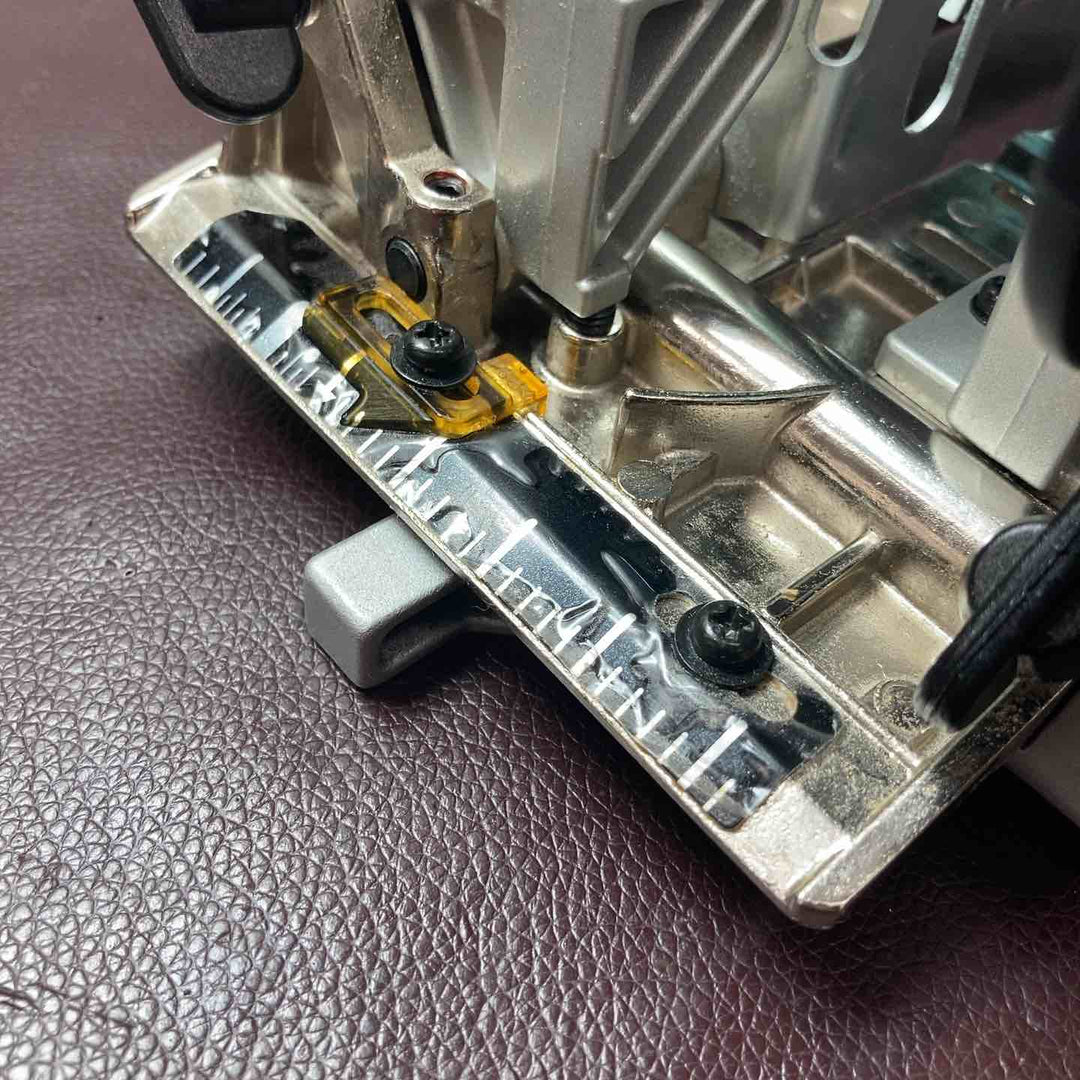 【中古品】 マキタ(makita) 小型ミゾキリ 溝切  3005BA 【東大和店】