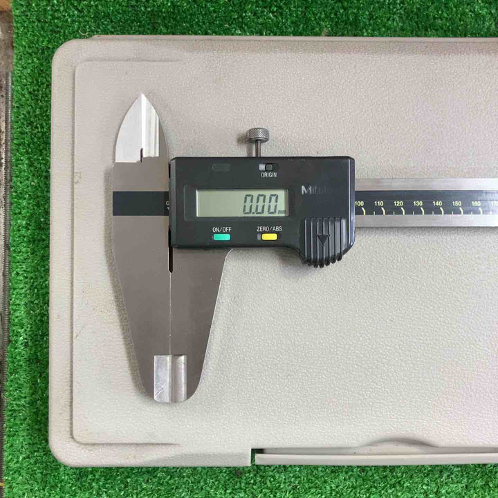 ◇ミツトヨ(Mitutoyo) デジマチックキャリパ デジタルノギス CD-60C (500-501-10)【町田店】
