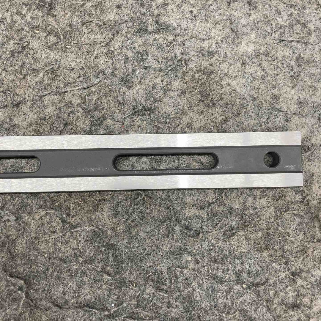 【中古美品】 ストレートエッジ メーカー・型番不明 ＊600mm×16mm×36mm 【鴻巣店】