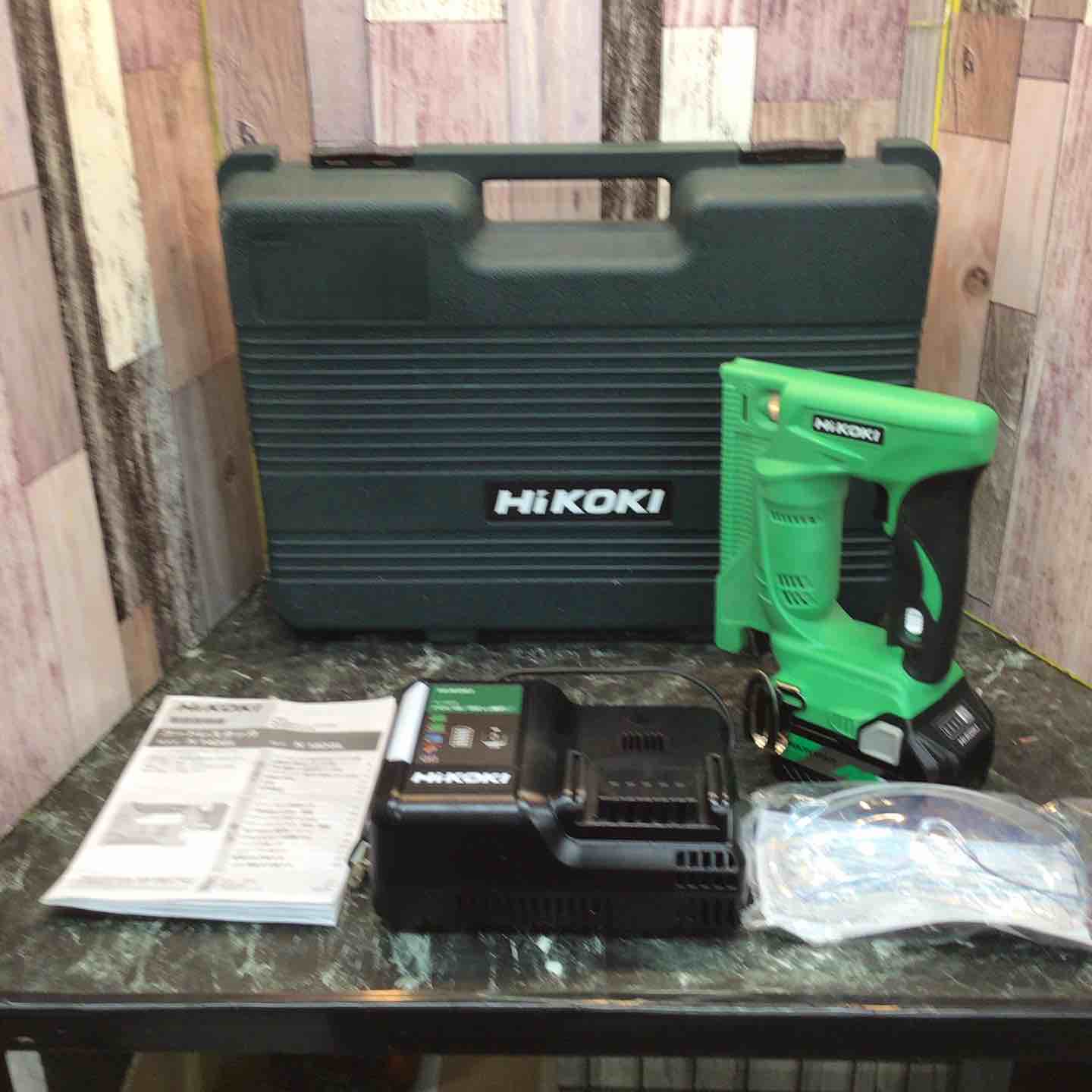 ☆ハイコーキ(HIKOKI ※旧:日立工機) コードレスタッカ N18DSL(LXPK)【八潮店】 ☆ハイコーキ(HIKOKI ※旧:日立工機) コードレスタッカ N18DSL(LXPK