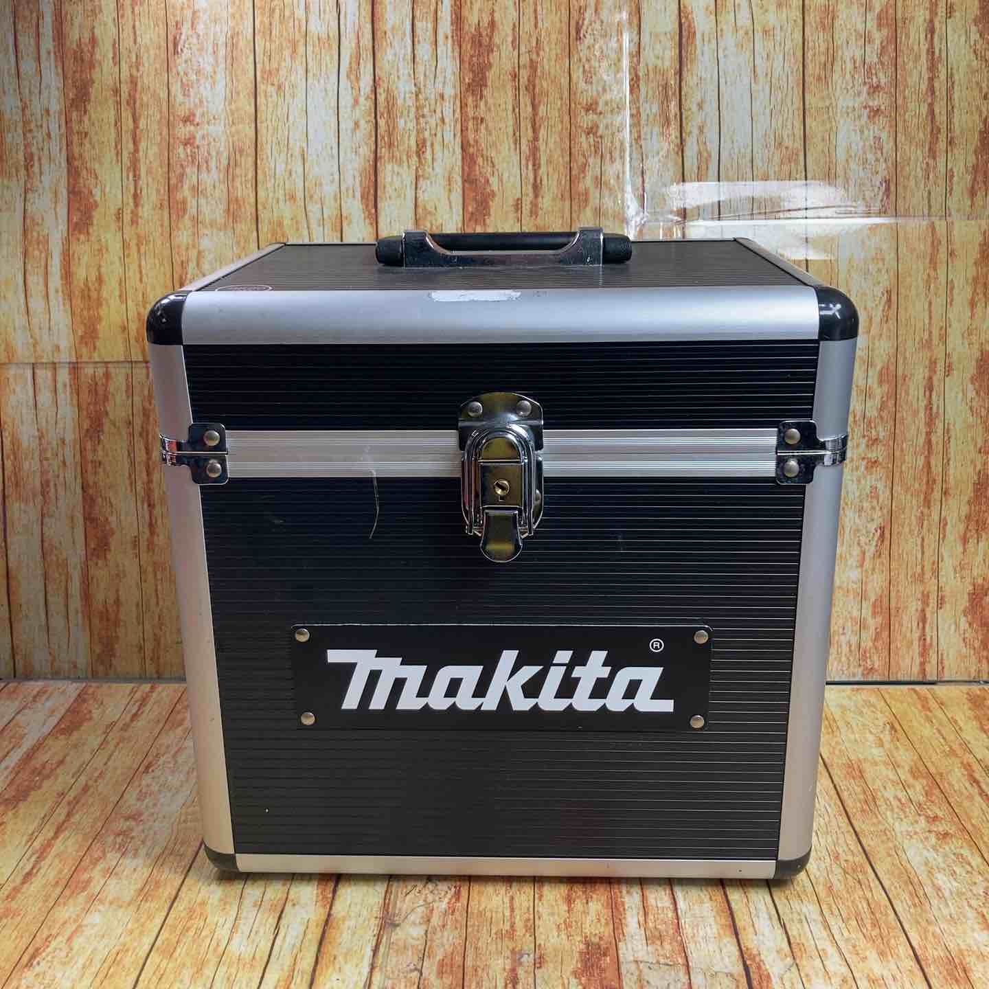 ☆マキタ(makita) レーザー墨出し器 SK20GD【川崎店】 – アクトツール