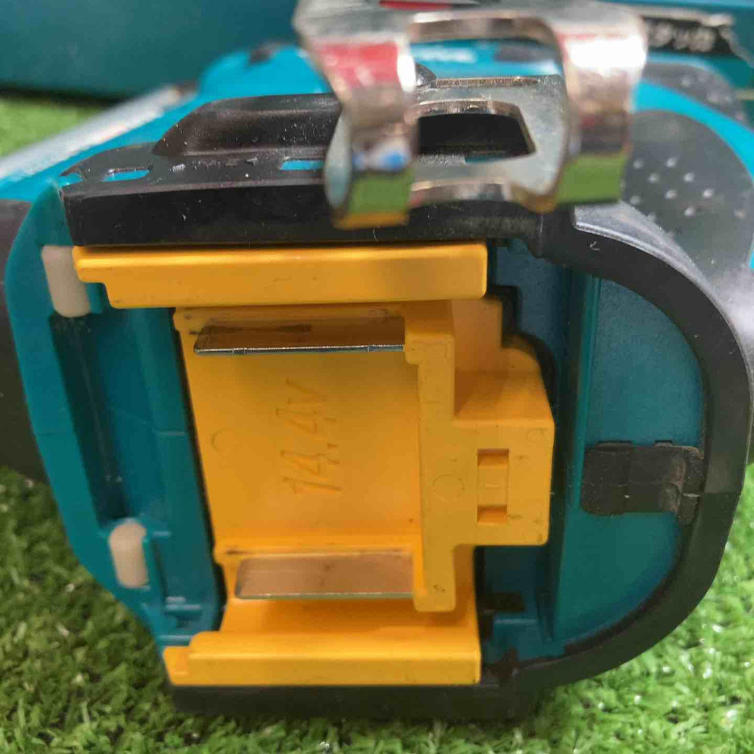 ☆マキタ(makita) コードレスタッカ ST420DZK【川崎店】