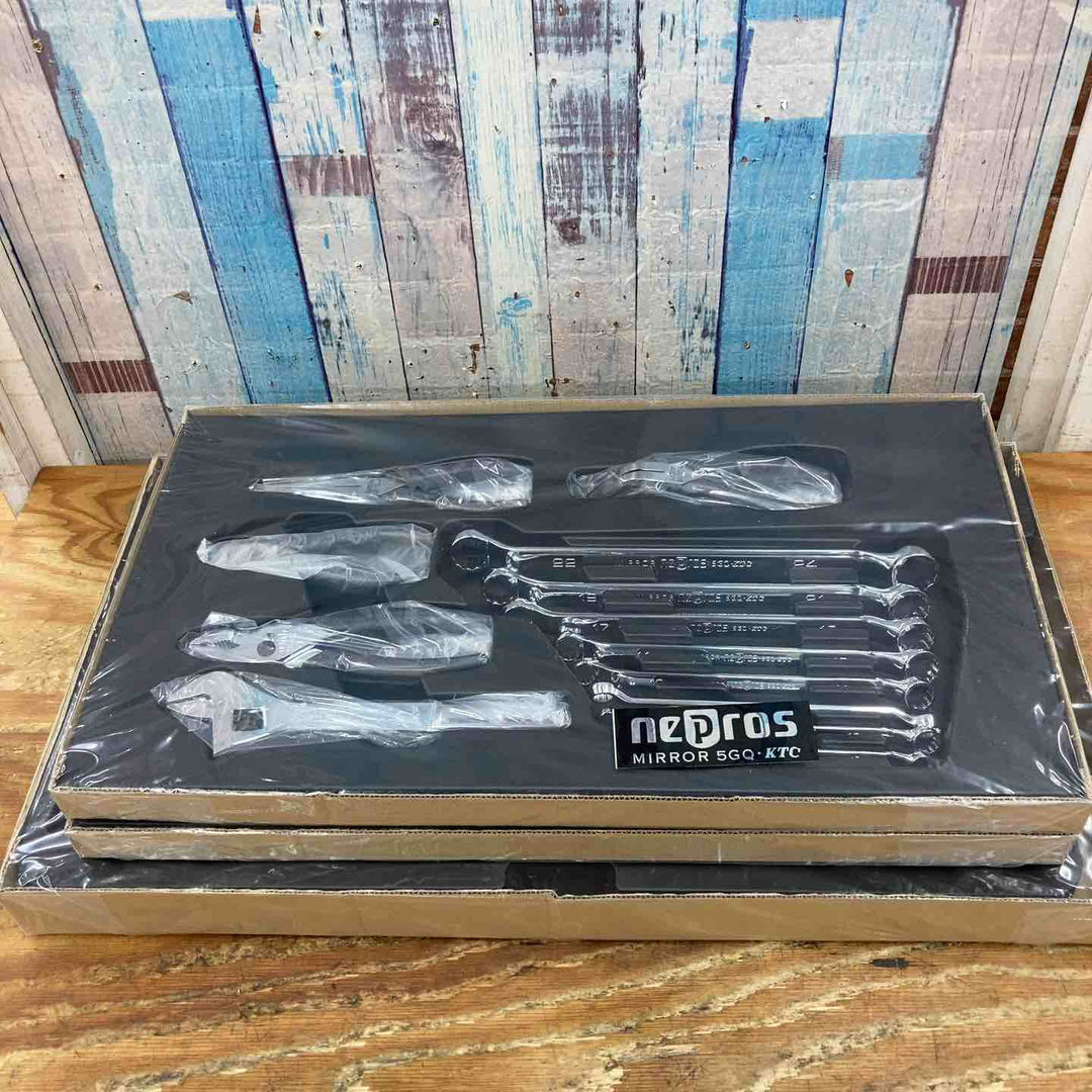 【店頭受取り限定】KTC(京都機械工具) トップチェスト 4段4引出し シルバー EKR-1004 京都ツール/KTC　ミラーネプロス/nepros　ツールセット 70点組　NTX8700AT【柏店】