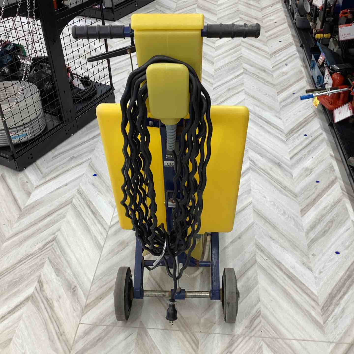 店頭受取り限定】 蔵王産業 スプレーバルチャー/カーペット洗浄機/電動