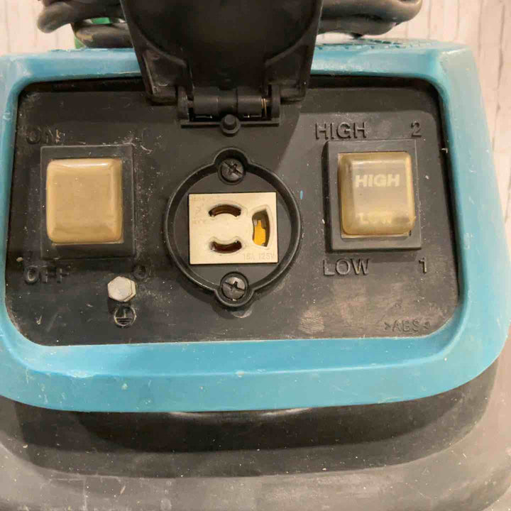 ◇マキタ(makita) 乾式 集じん機 482(P)【川口店】