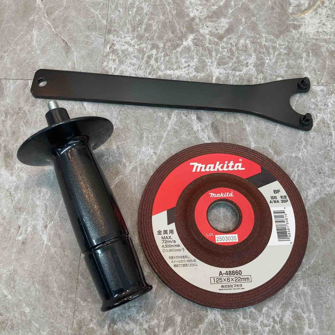 ☆マキタ(makita) 125mm ディスクグラインダ 9535B【八潮店】