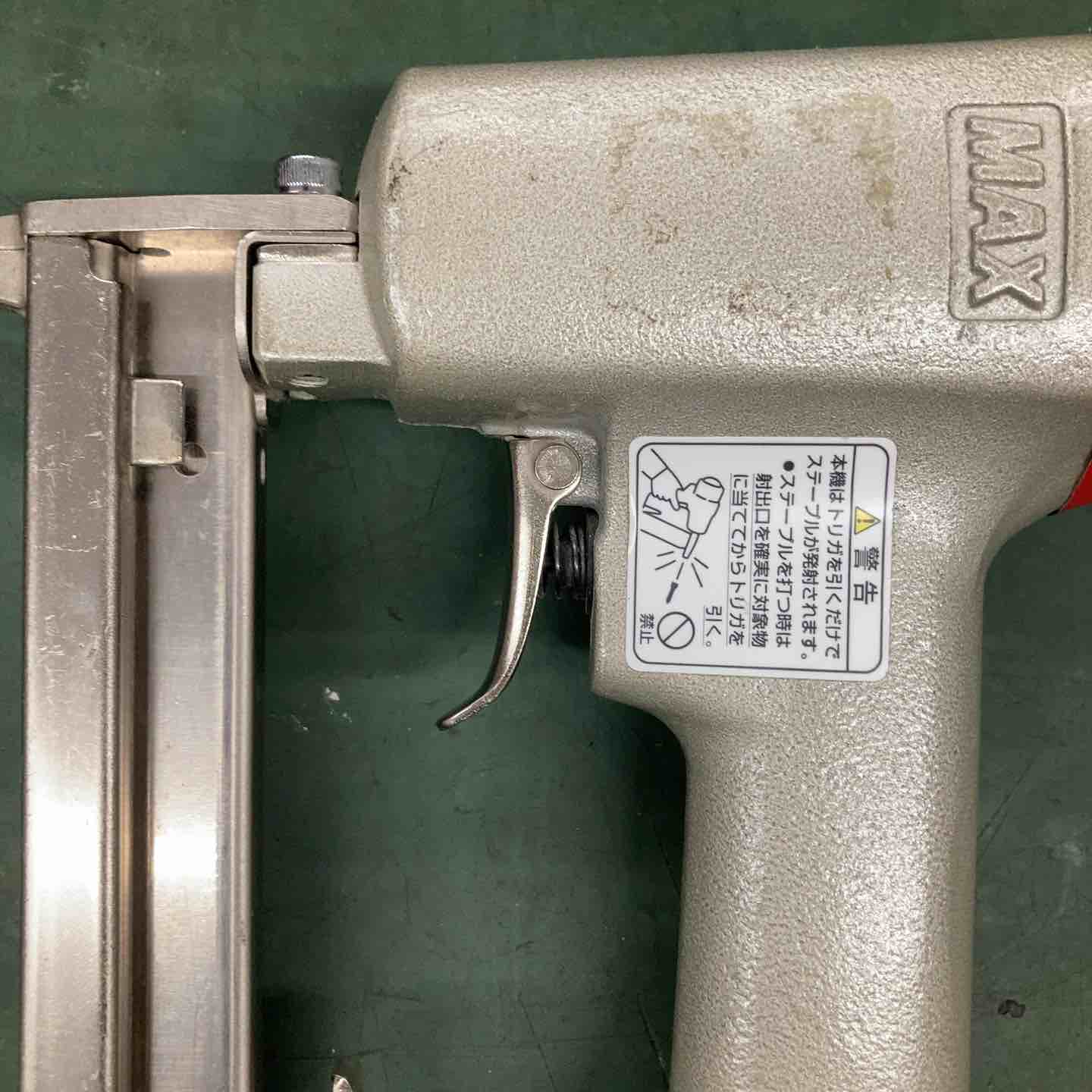◇マックス(MAX) 常圧エアタッカ TA-33/422J　本体のみ【戸田店】 ◇マックス(MAX) 常圧エアタッカ TA-33/422J 本体のみ【戸田店