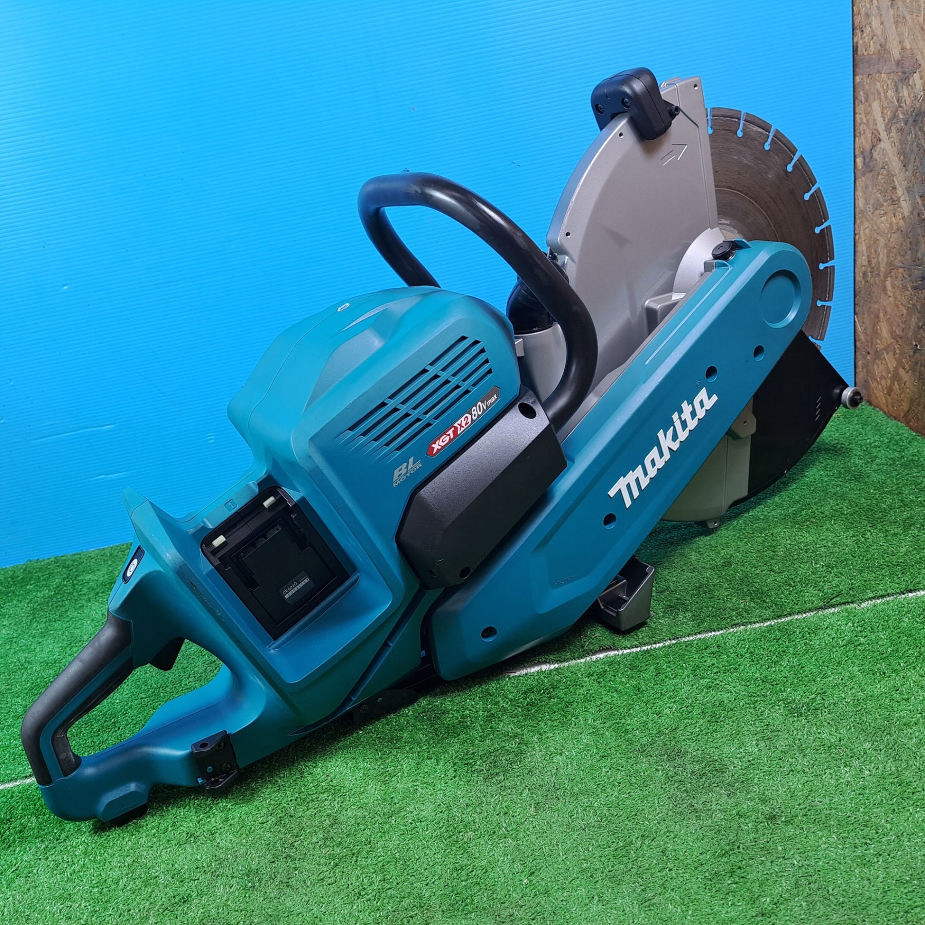 ☆マキタ(makita) コードレスパワーカッター CE002G【岩槻店