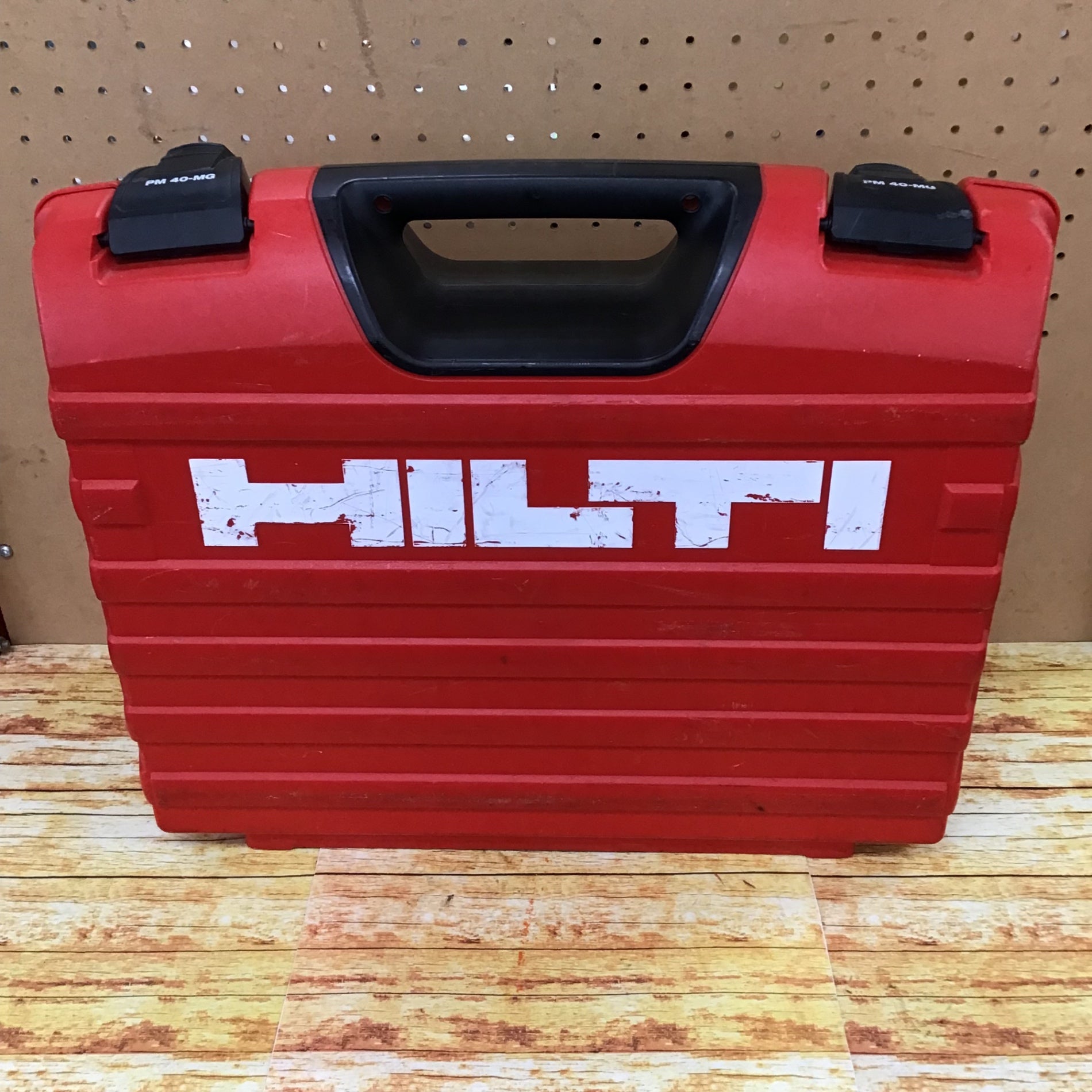 ヒルティ(HILTI) マルチラインレーザー PM40-MG【川崎店