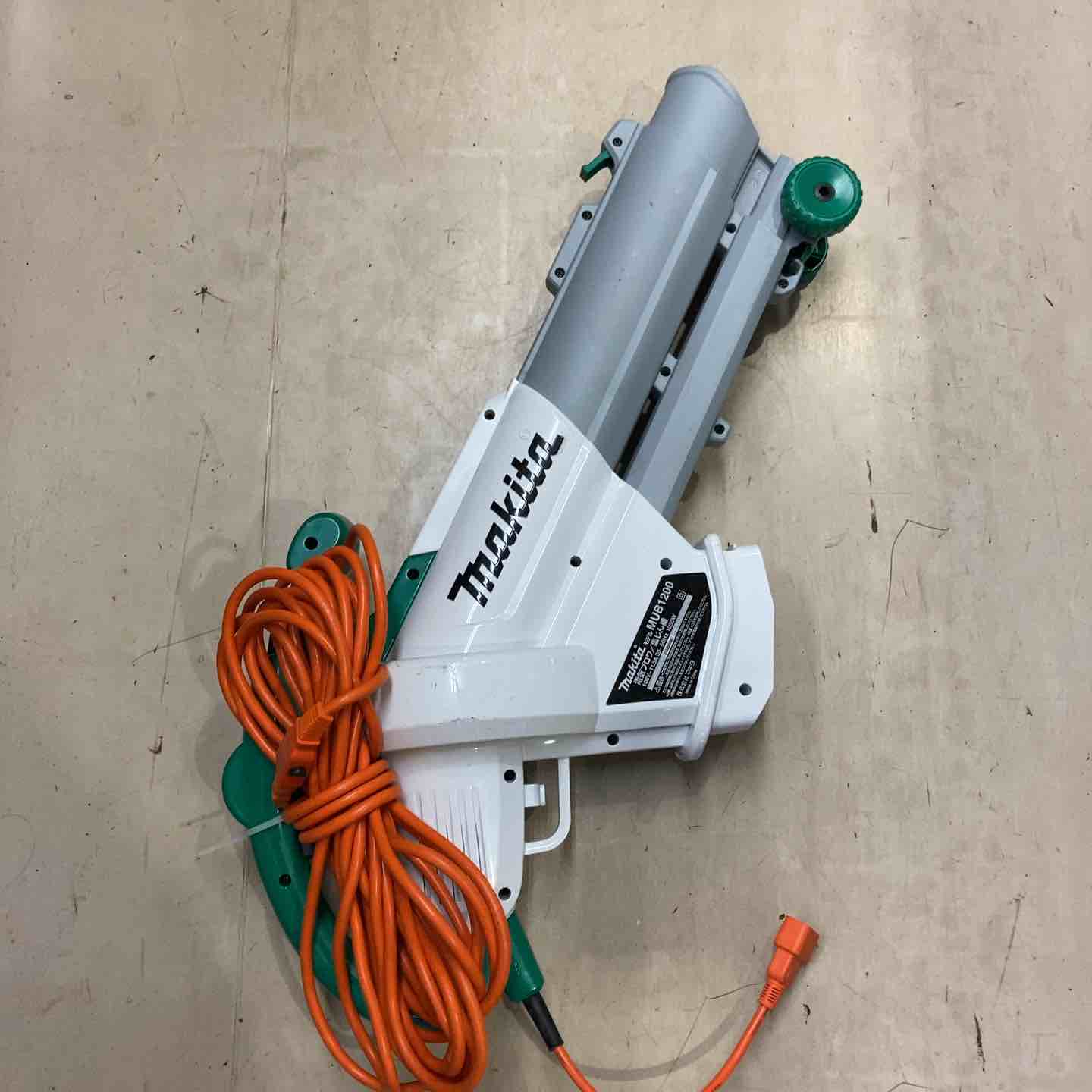 マキタ(Makita) AC100V ブロワ集じん機 MUB1200【町田店】 – アクト