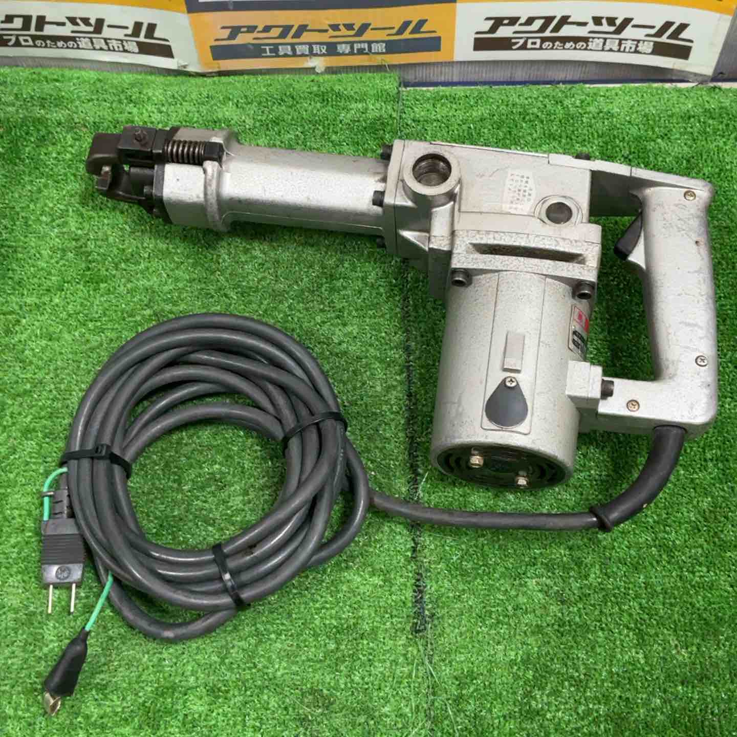 マキタ・電動ハンマ8500N 今月末までのお取引です マキタ makita 電動ハンマ 8500Nの中古 中古C傷汚れあり 《埼玉・入間