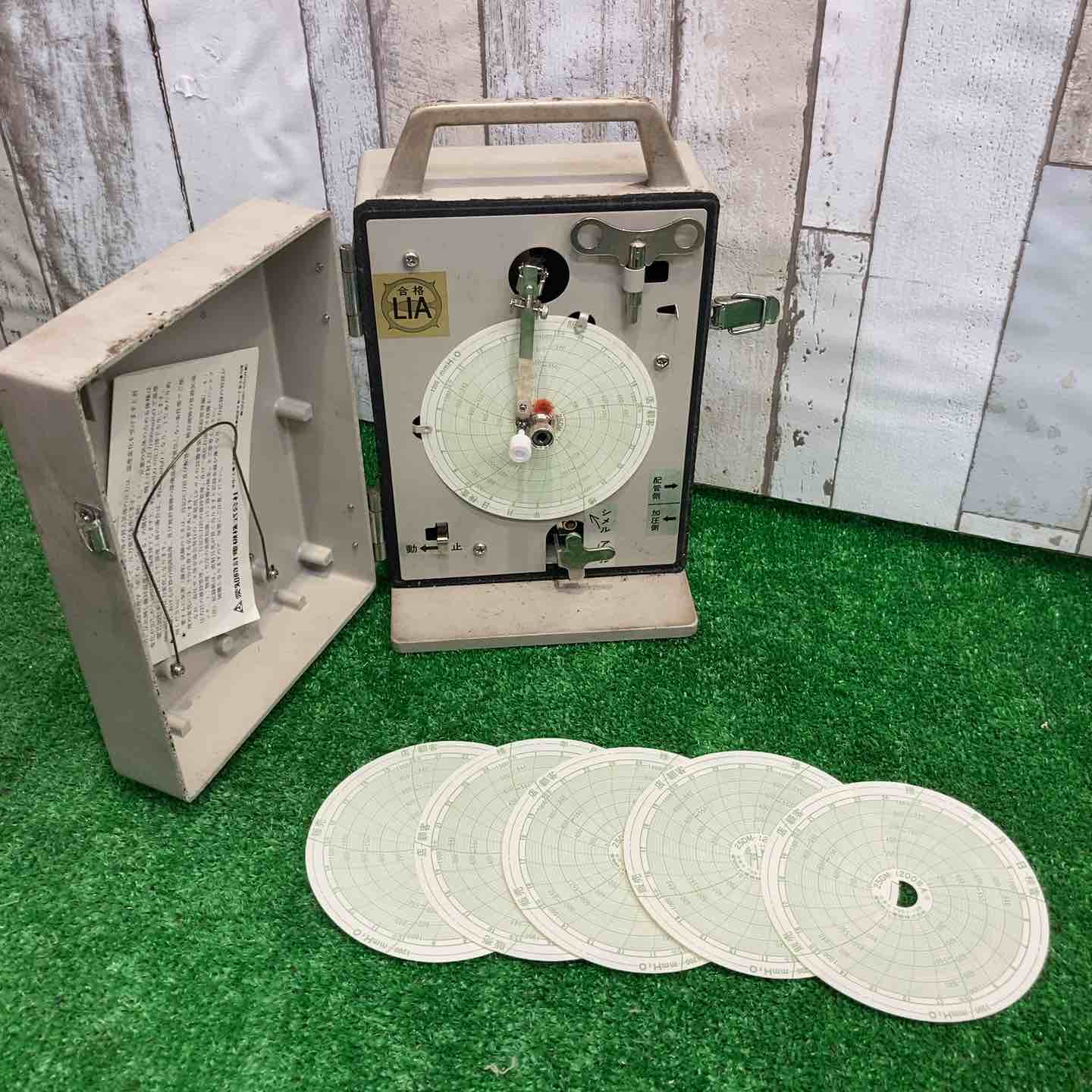 愛知時計電機 自記圧力計 25DM-1200型【町田店】 愛知時計電機 自記圧力計 25DM-1200型【町田店】 – アクトツール