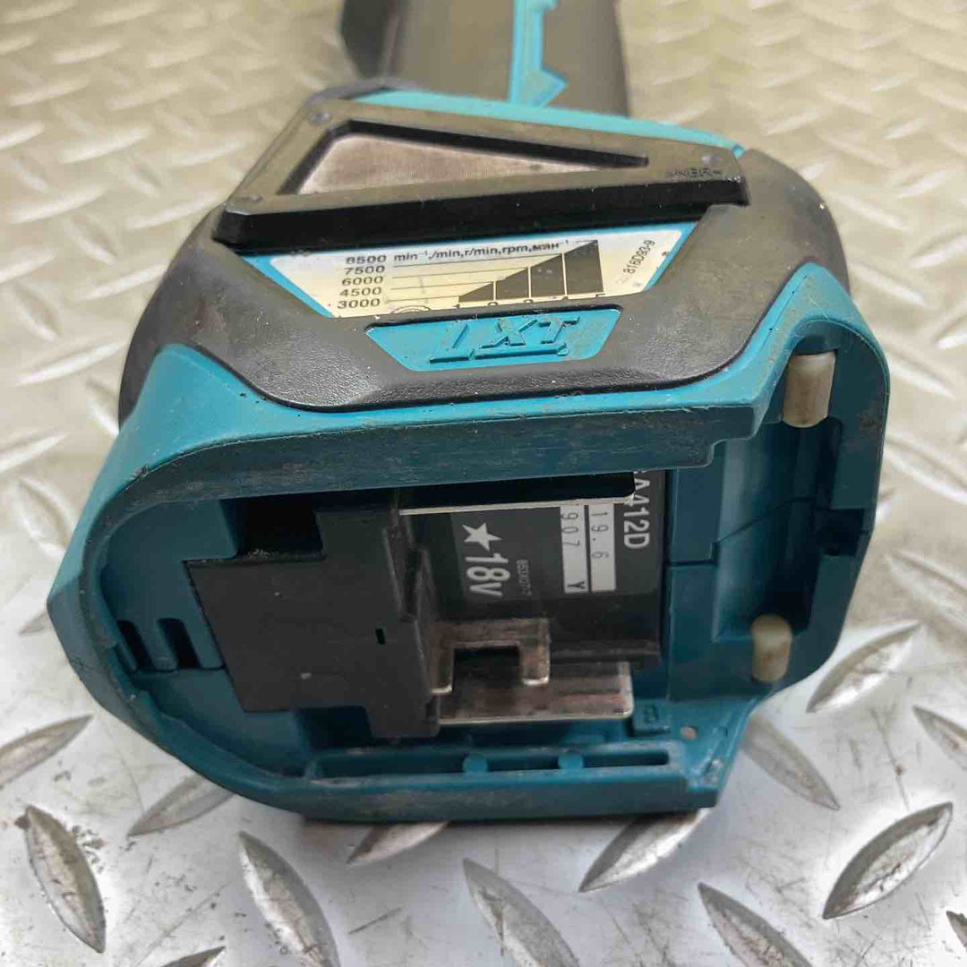 マキタ(makita) 100mmコードレスディスクグラインダ GA412DZ【川崎店】
