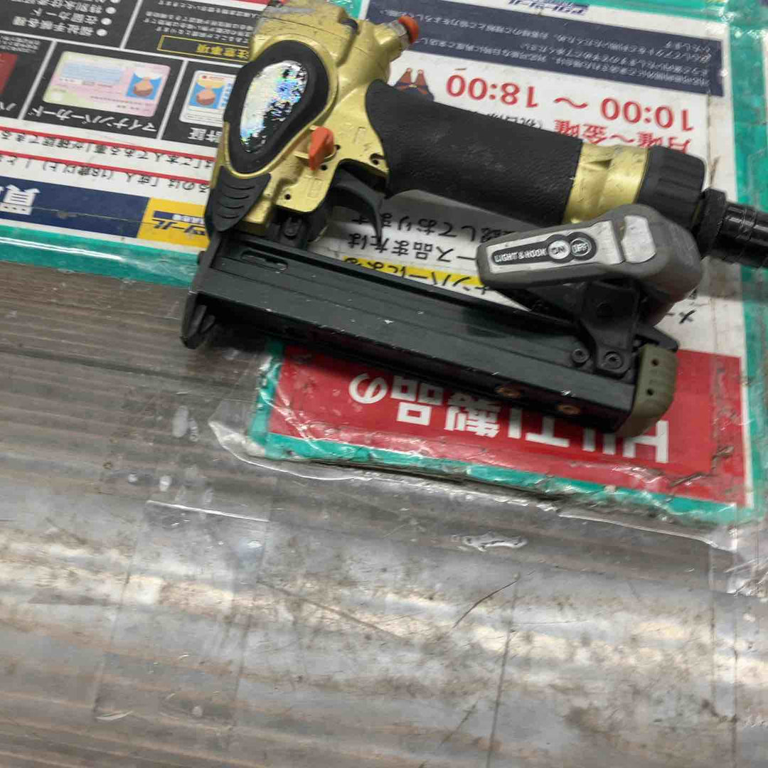 ★ハイコーキ(HIKOKI ※旧:日立工機) 高圧エアタッカ N2504HM【戸田店】