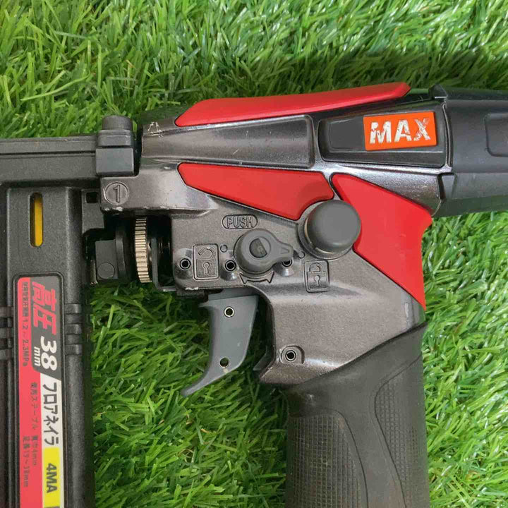 ★マックス(MAX) 高圧フロアタッカー HA-38F4(D)  動作確認済み【戸田店】