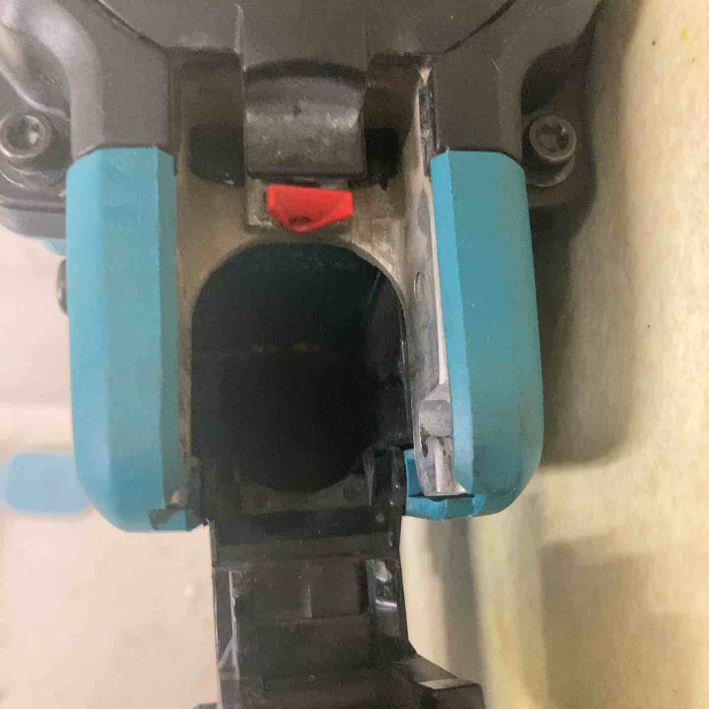 ☆マキタ(makita) コードレスコンクリート用ガスピン打ち機 GN420C