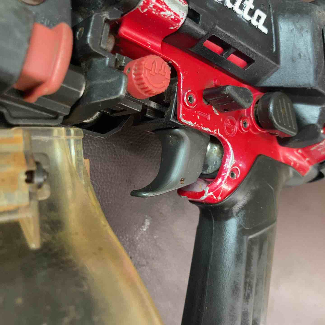 【中古品】マキタ(makita) 高圧エア釘打ち機 AN636H【東大和店】