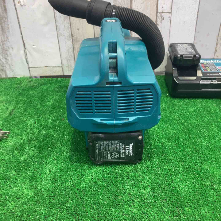 ◇マキタ(makita) コードレス掃除機(充電式クリーナー) CL121DSH【町田店】