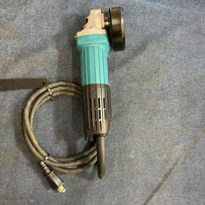 ☆マキタ(makita) 100mmディスクグラインダ GA4032【八潮店】