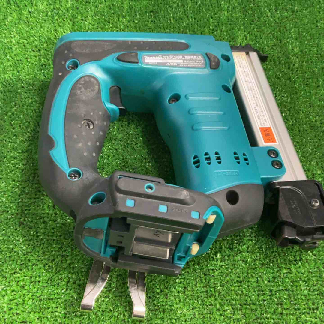 ☆マキタ(makita) コードレスタッカ ST420DZK【草加店】