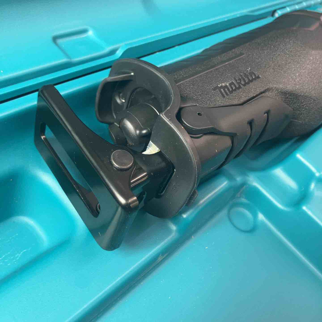 【未使用(店頭展示品)】★マキタ(makita) コードレスレシプロソー JR187DZK【東大和店】