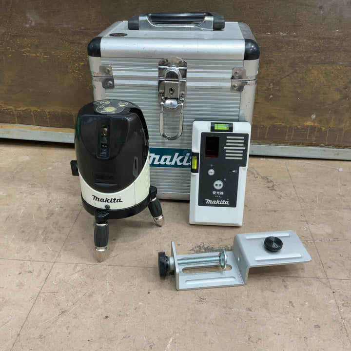 ◇マキタ(makita) レーザー墨出し器 SK22PH【草加店】