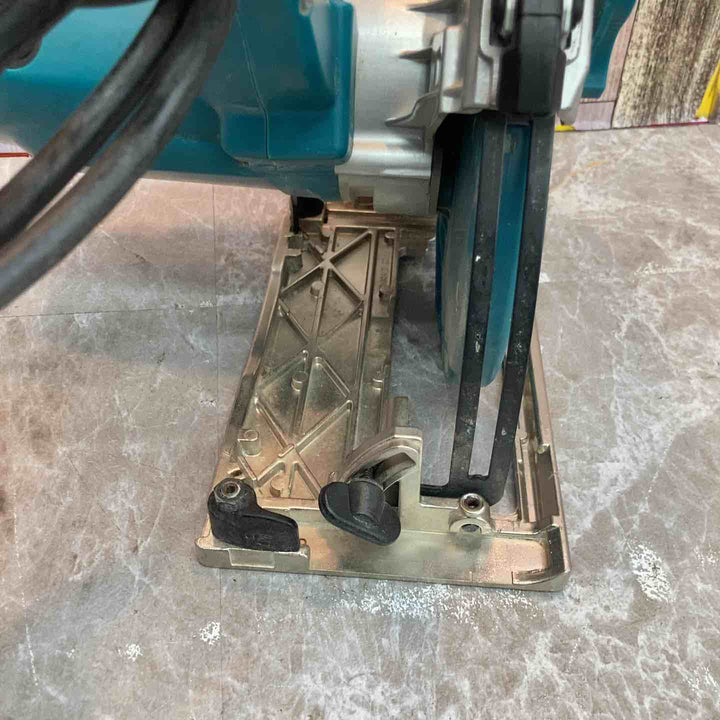 ★マキタ(makita) 電気マルノコ 5637BA【八潮店】