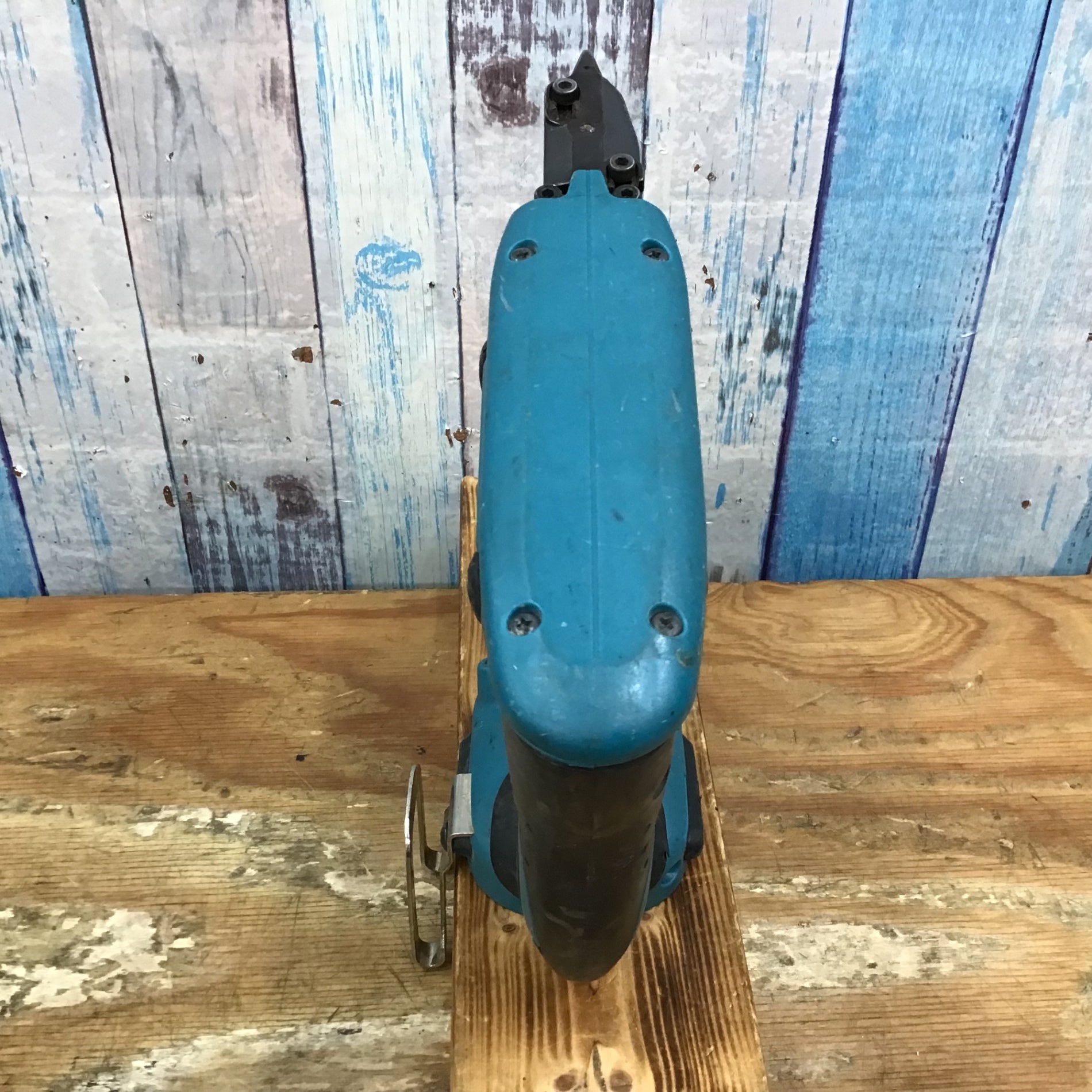 マキタ(makita) コードレスピンネイラ PT351DZ【船橋馬込店】【店頭取引限定】【中古】管理番号：ITD3R1GBTNF8 中古品】 マキタ/makita コードレスピンタッカ PT351DZ 【鴻巣店