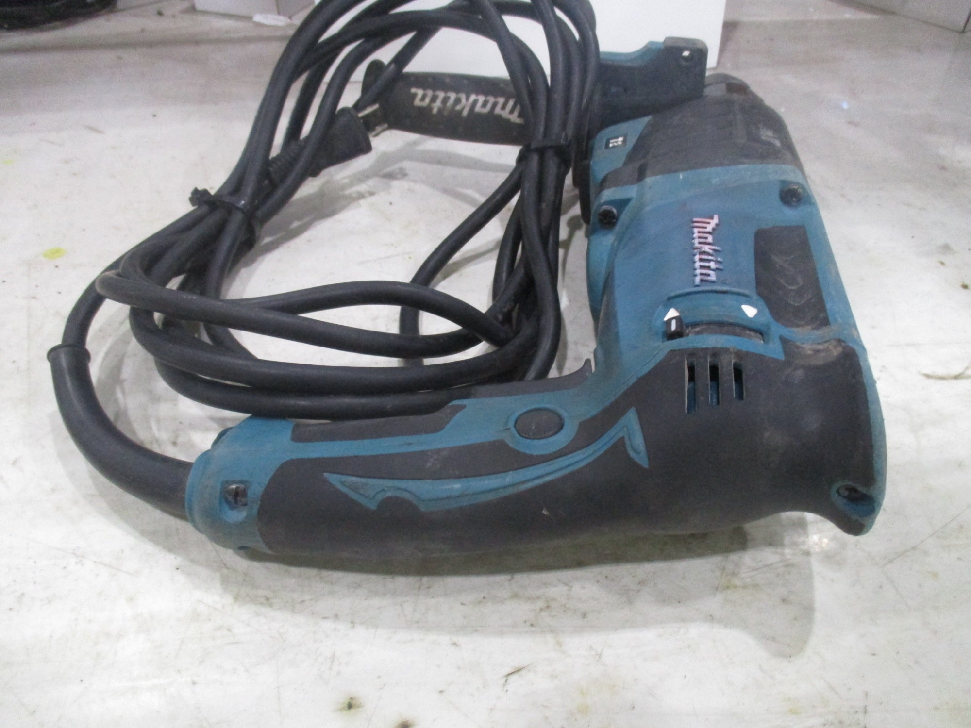 ★マキタ(makita) ハンマドリル HR2631F【川口店】 ☆マキタ(makita) ハンマドリル HR2631F【川口店】 – アクトツール