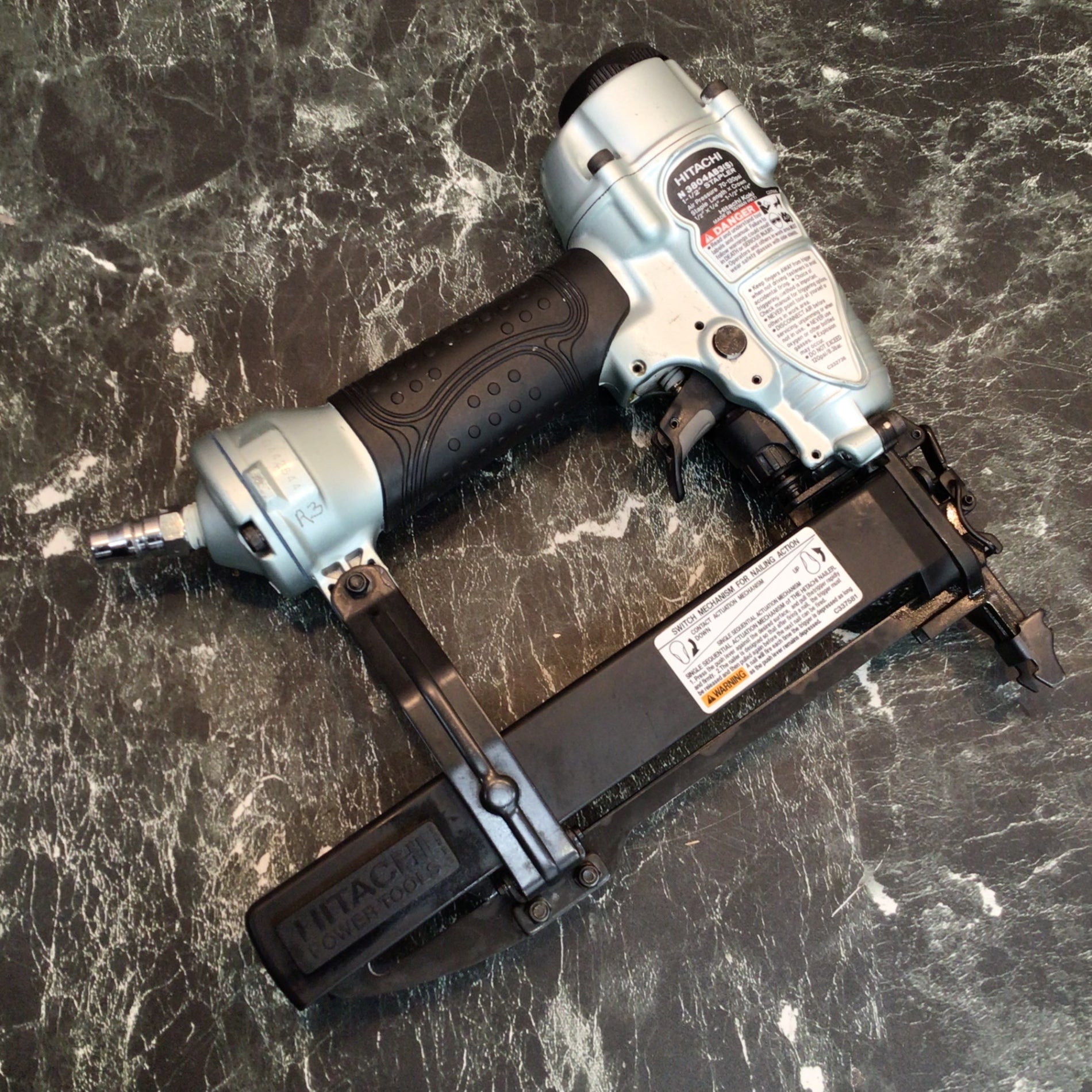 日立 常圧フロアタッカー N3804AB3【八潮店】 – アクトツール