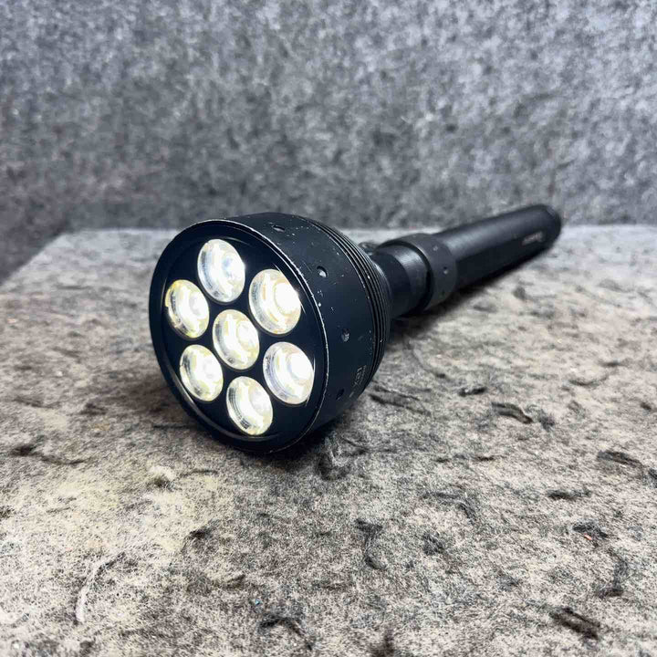 LED LENSER(レッドレンザー) X21 OPT-8421 懐中電灯 LEDライト 【桶川店】
