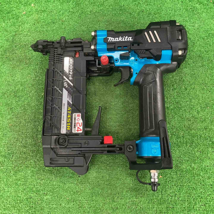 ★マキタ(makita) 高圧フロアタッカ AT451HM【川崎店】