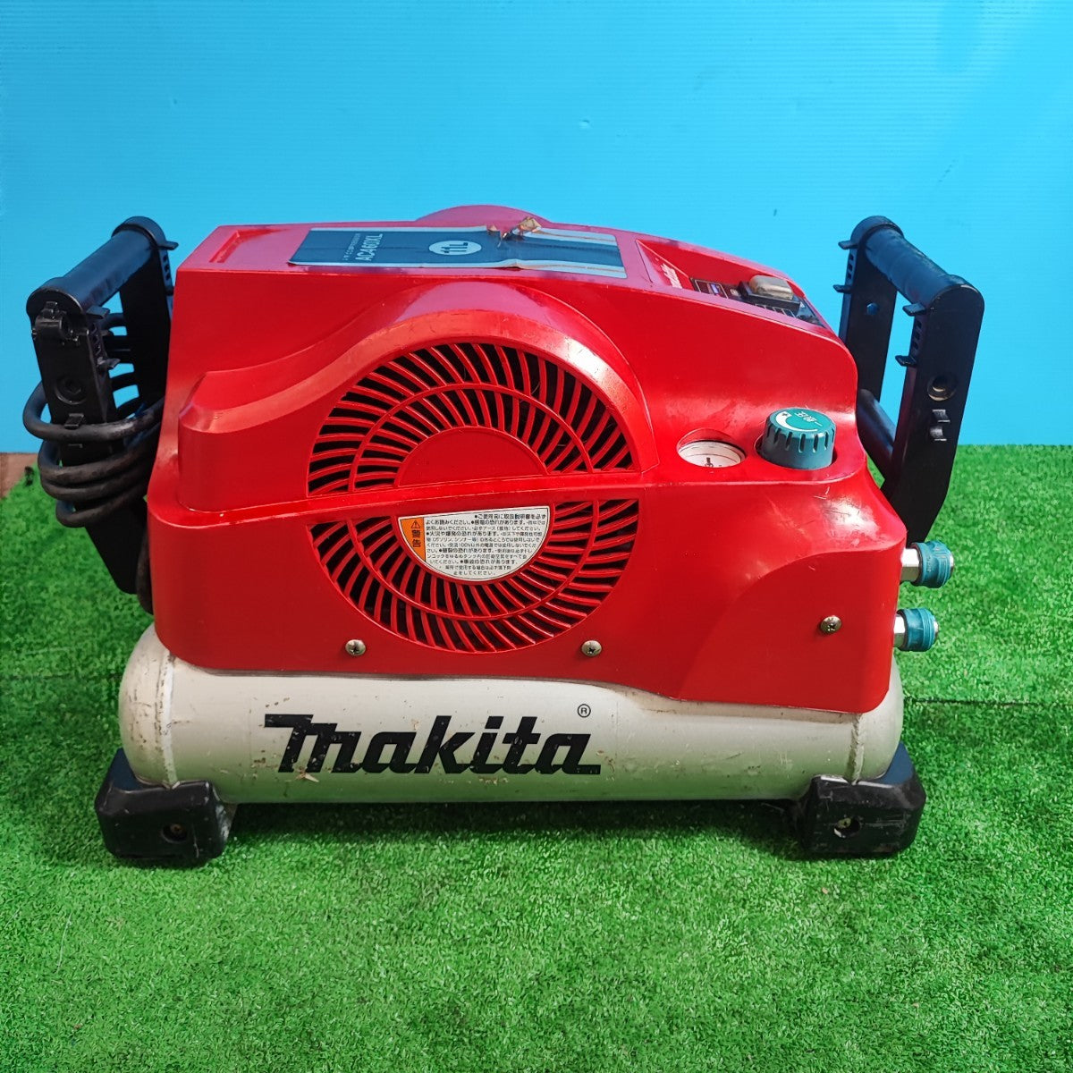 ★マキタ(makita) 常圧/高圧エアコンプレッサー AC460XLR【岩槻店】