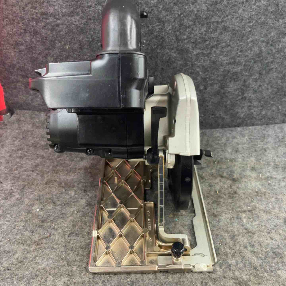 【現状品】★マキタ(makita) コードレス丸のこ HS471DZB【鴻巣店】