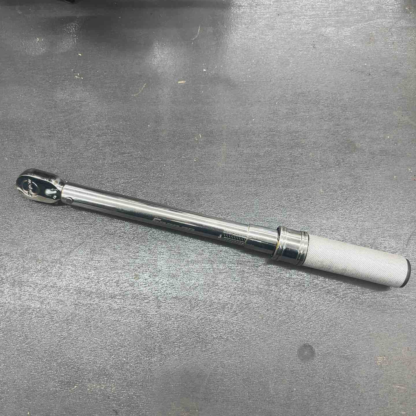 スナップオン(Snap-on) トルクレンチ QD2RN100【越谷店 スナップオン(Snap-on) トルクレンチ QD2RN100【越谷店