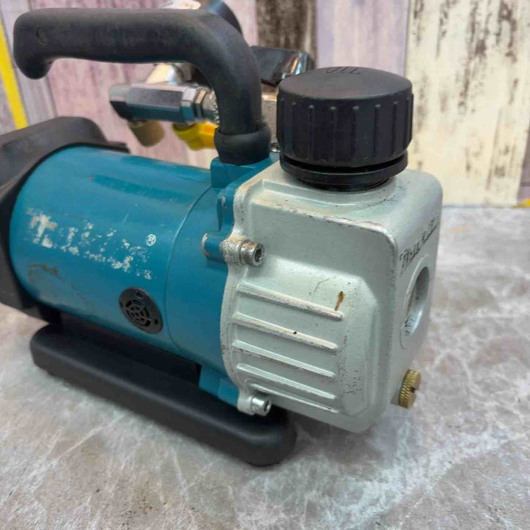 ★マキタ(makita) コードレス真空ポンプ VP180DZ【八潮店】