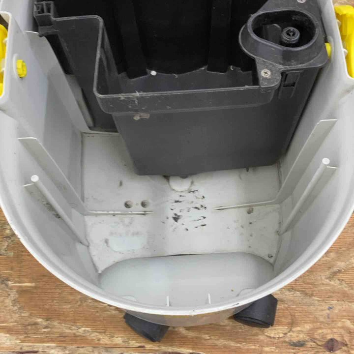 ◇ケルヒャー KARCHER カーペットリンスクリーナー 3001【柏店】