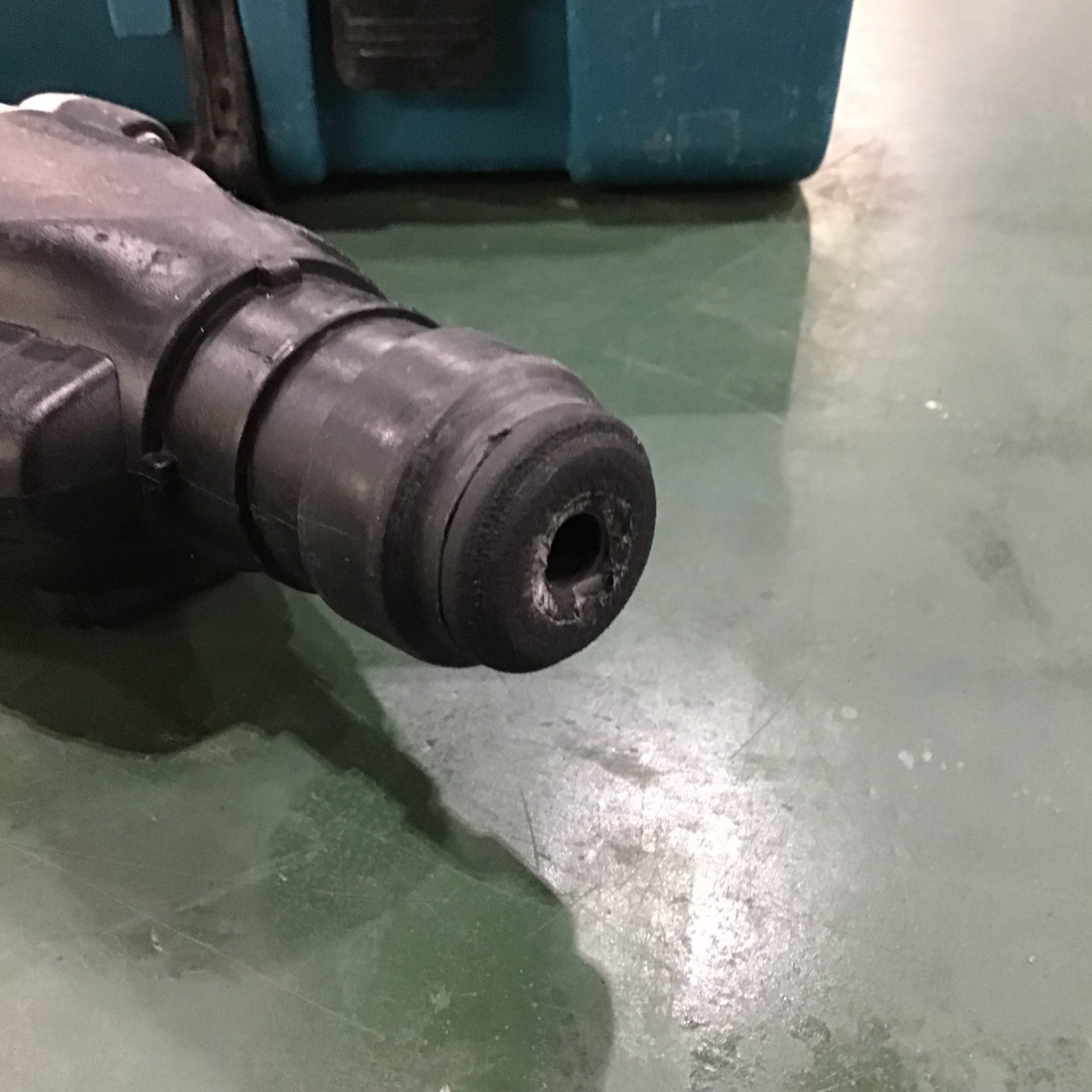 ☆マキタ(makita) コードレスハンマドリル HR162DRFX【川口店