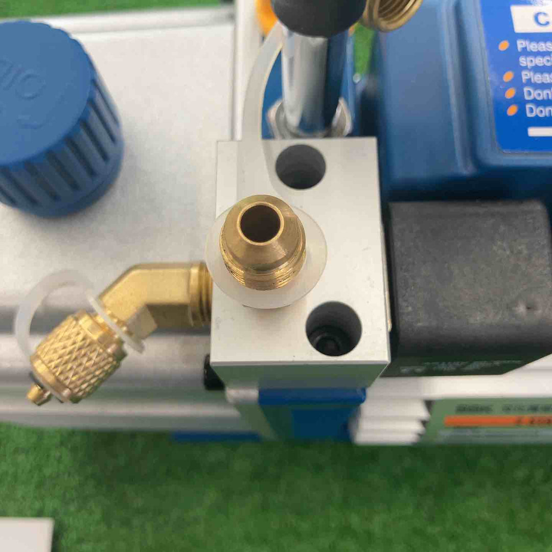 【未使用品・特別特価！】◇文化貿易工業 BKK  真空ポンプ BB-240K VALUE アルミケース付き【桶川店】