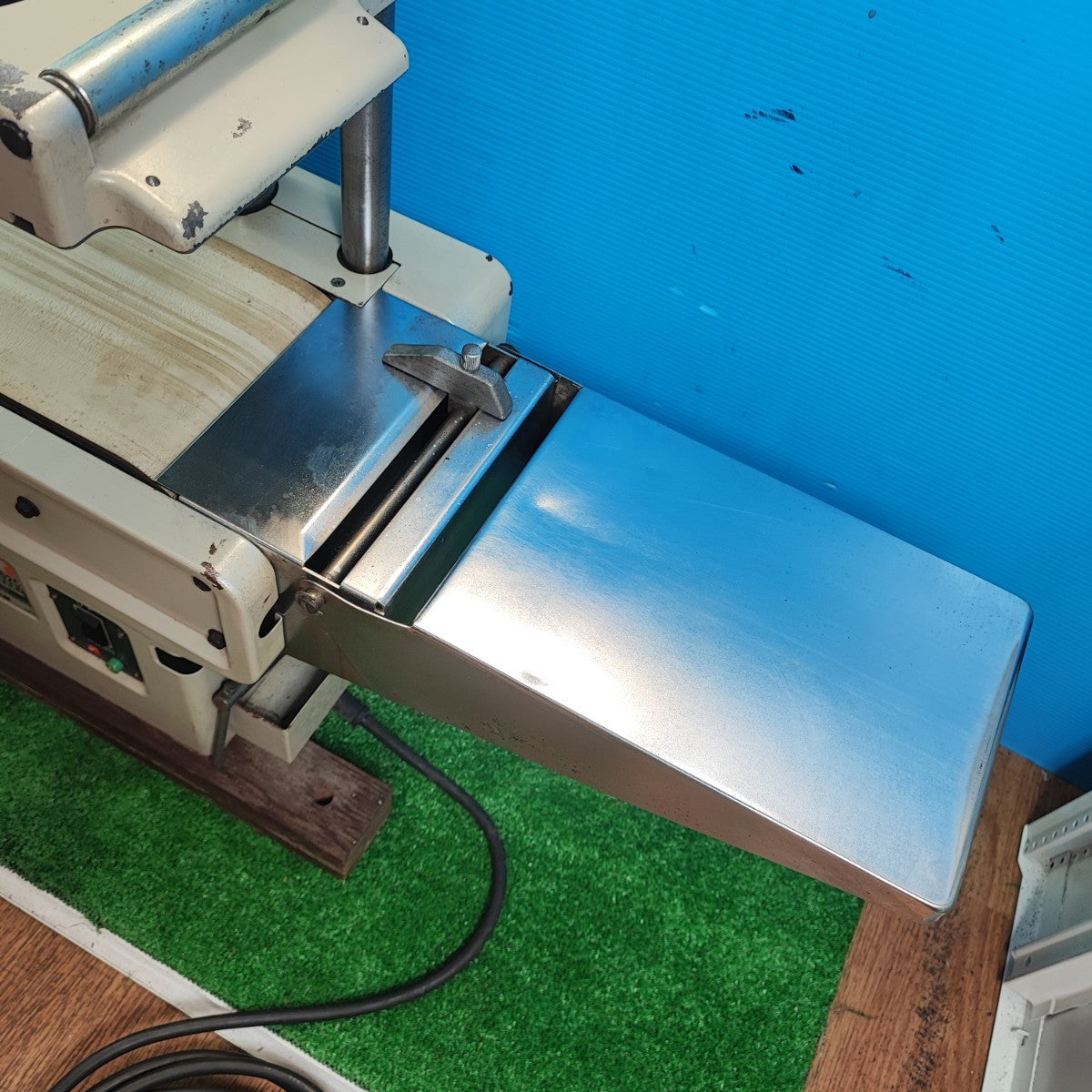 ☆マキタ(makita) 超仕上カンナ LP1802C【岩槻店】 – アクトツール