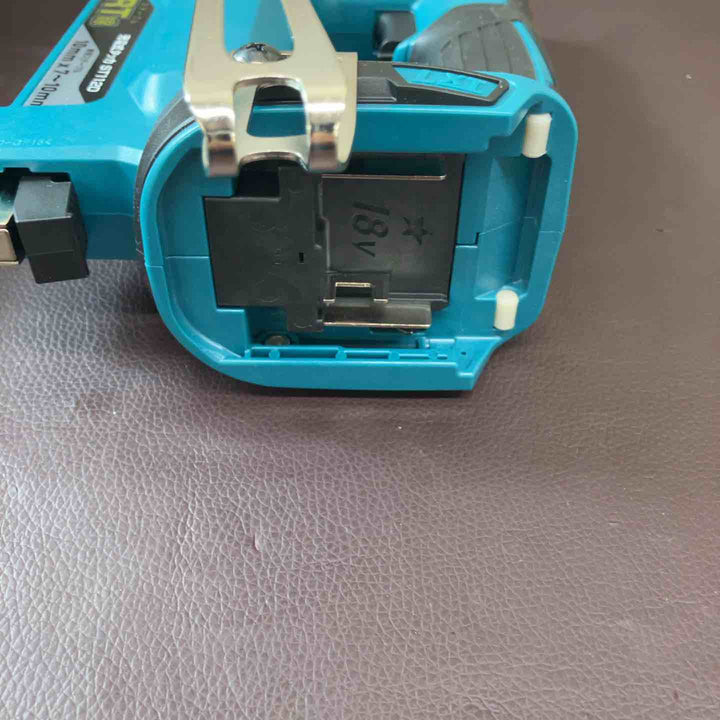 【未使用(店頭展示品)】☆マキタ(makita) コードレスタッカ  ST112DZK RT線【東大和店】