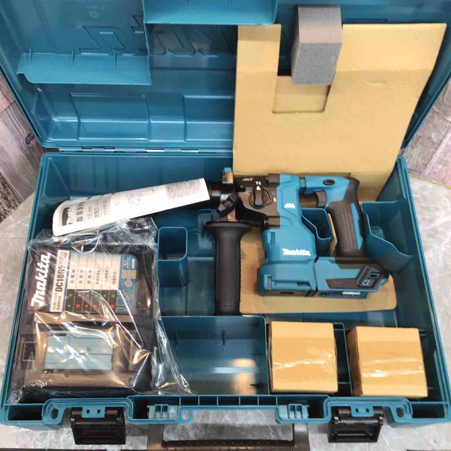 ☆マキタ(makita) コードレスハンマドリル HR183DRGX【八潮店