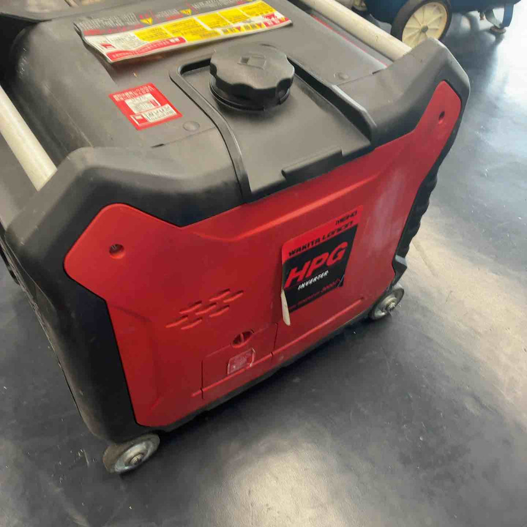 【店頭受取り限定】☆ワキタ インバーター式ガソリン発電機 HPG3000iS 奥行57.9×高さ51×幅44cm【藤沢店】
