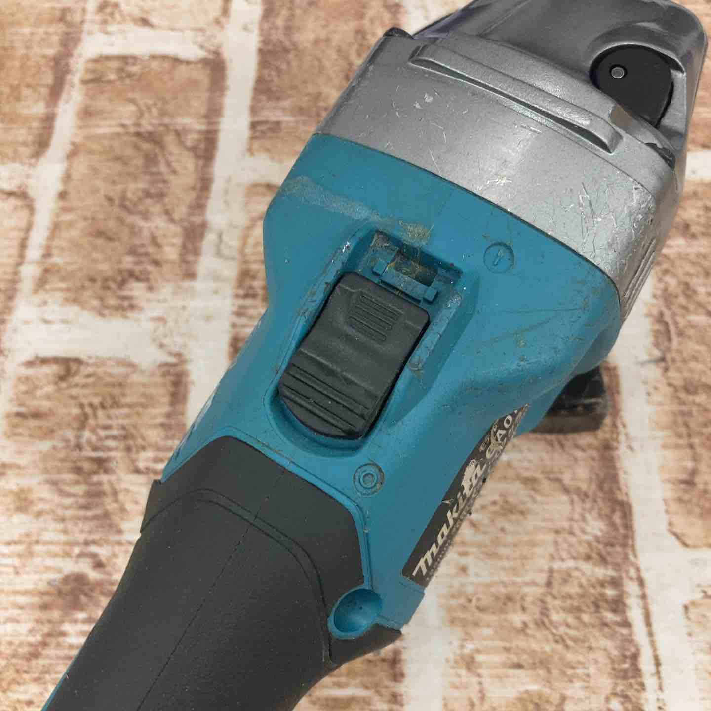中古品】マキタ(makita) 125mmコードレスディスクグラインダ GA018GRMX