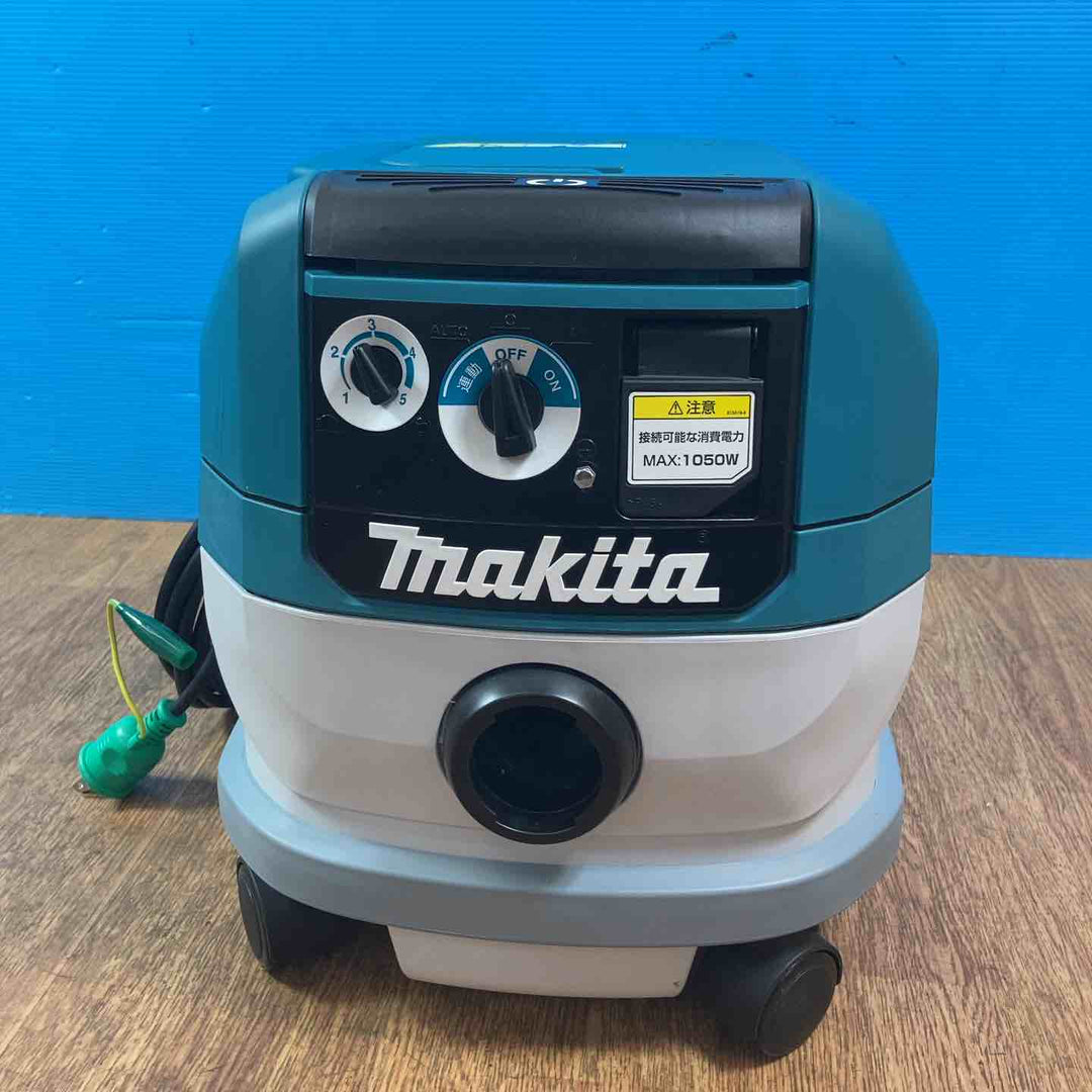 【美品】★マキタ(makita) 集じん機 乾式 VC0830 連動機能 ホース・バック・ポリ袋付き【岩槻店】