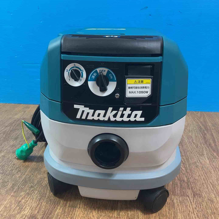【美品】★マキタ(makita) 集じん機 乾式 VC0830 連動機能 ホース・バック・ポリ袋付き【岩槻店】